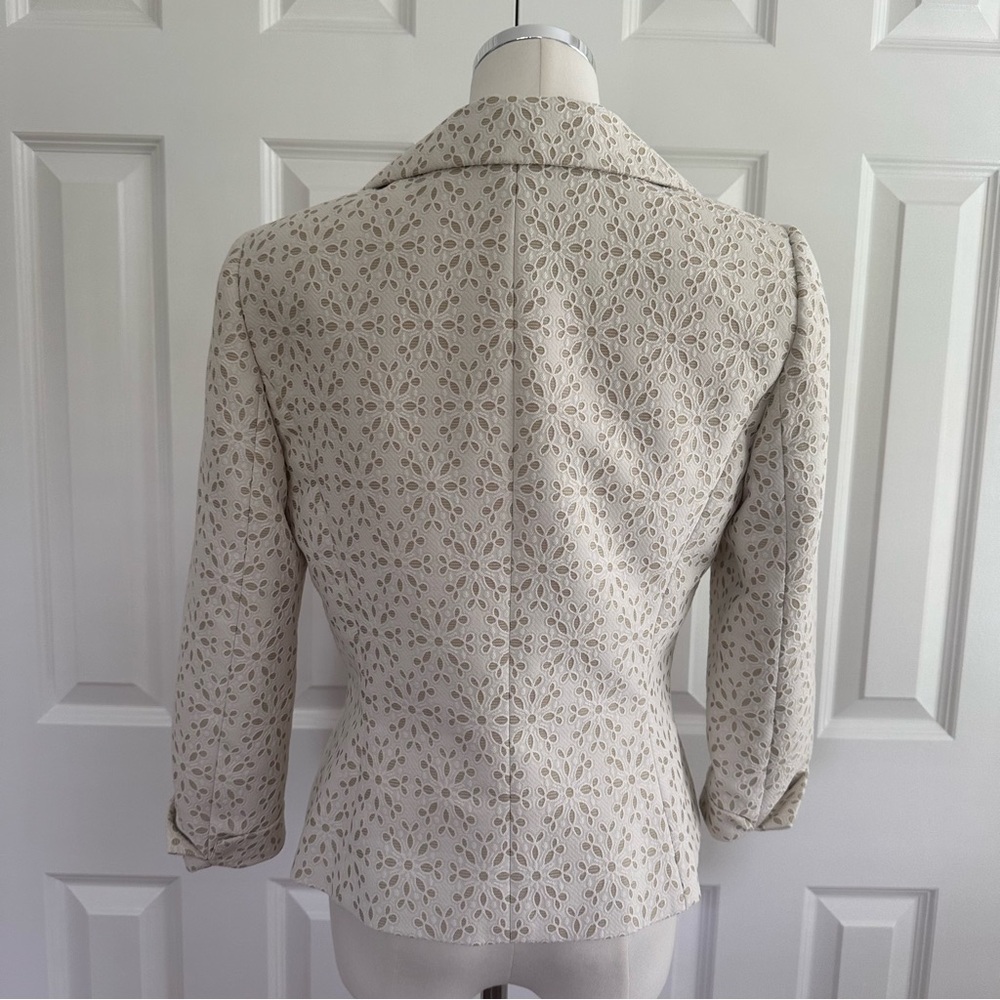 Tahari Tan Navy Tailored Business taupe Off White Cut Outs Blazer Slim Fit Size4 - Picture 5 of 7